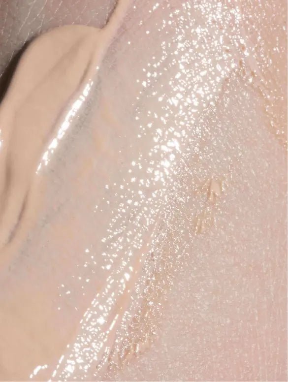 Maiden Art - Sunrise Serenity Tinted Sunscreen SPF30–30ml With Zinc Oxide, Raspberry Seed Oil, Sea Buckthorn & Hyaluronic Acid No White Cast, Lightweight & Skin-Tone Enhancing For a Radiant Healthy Glow-Perfect for Normal to Dry Skin - Sunscreen SPF30, with tint - British D'sire
