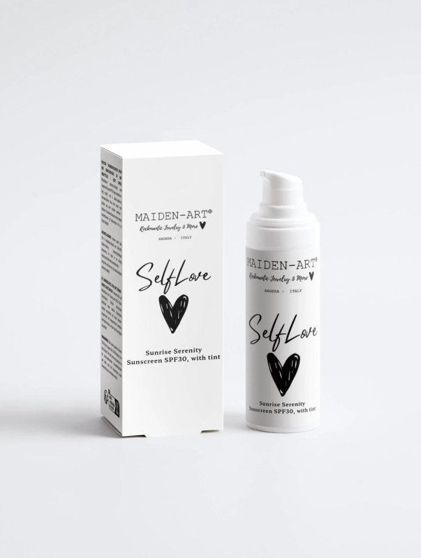 Maiden Art - Sunrise Serenity Tinted Sunscreen SPF30–30ml With Zinc Oxide, Raspberry Seed Oil, Sea Buckthorn & Hyaluronic Acid No White Cast, Lightweight & Skin - Tone Enhancing For a Radiant Healthy Glow - Perfect for Normal to Dry Skin - Sunscreen SPF30, with tint - British D'sire