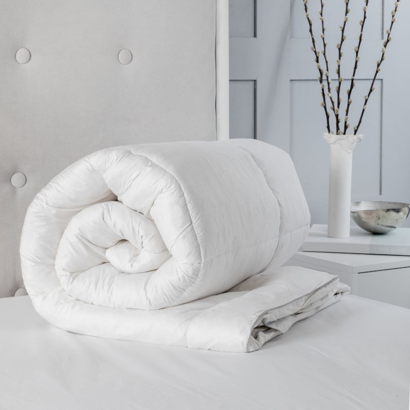Duck Feather And Down Luxury Mattress Topper Secondary image