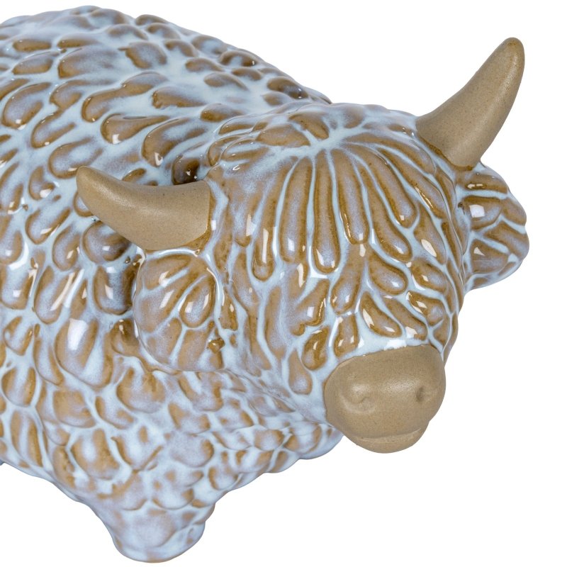 Medium Alora Ceramic Highland Cow - Figurines - British D'sire