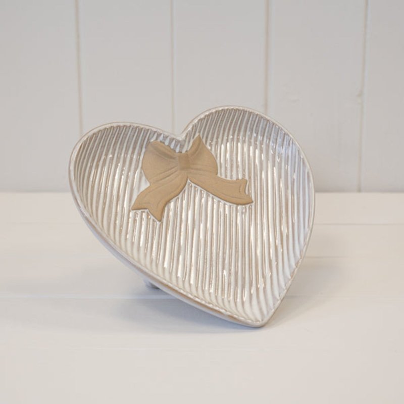 Medium Heart Plate with Bow Detail - Trinket Dish - British D'sire