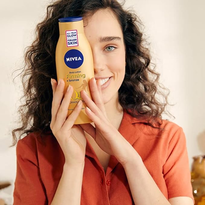 NIVEA Q10 Firming + Radiance Gradual Tan (200 ml), Tan Activating Firming Cream with Q10, Supports a Gradual Tan, Tanning Moisturiser for a Sun-Kissed Radiant Glow Secondary image