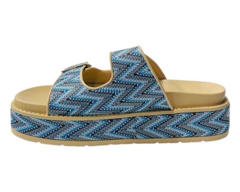 Platform Buckle Strap Sandals - Sandals - British D'sire