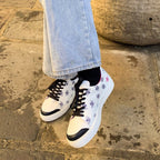 Platinum - White Crown Bee sneaker - Sneaker - British D'sire