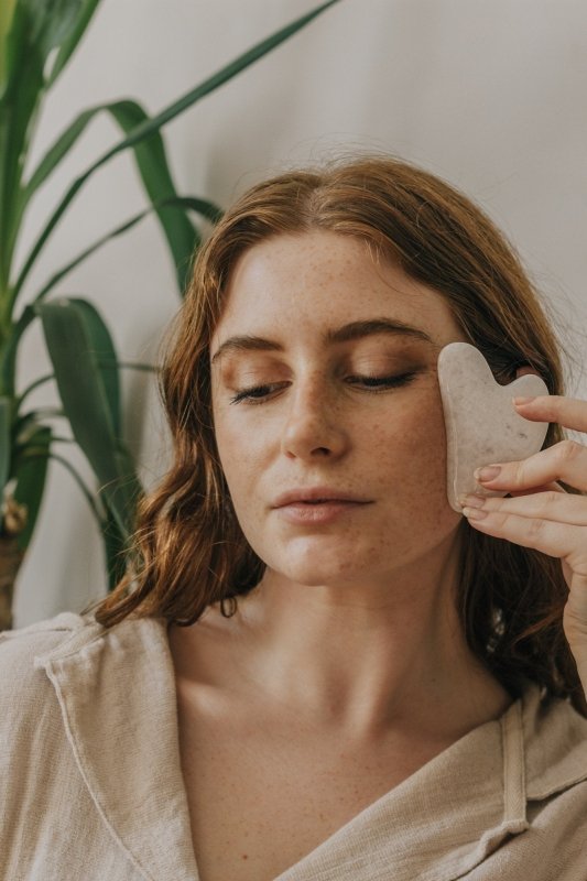Xander Kostroma Quartz Crystal Gua Sha with Black Skull Pouch – 8.5 cm Facial Massage Tool for Anti-Aging, Lymphatic Drainage & Skin Care | Natural Crystal for Glowing Skin, Wrinkle Reduction & Stress Relief Secondary image