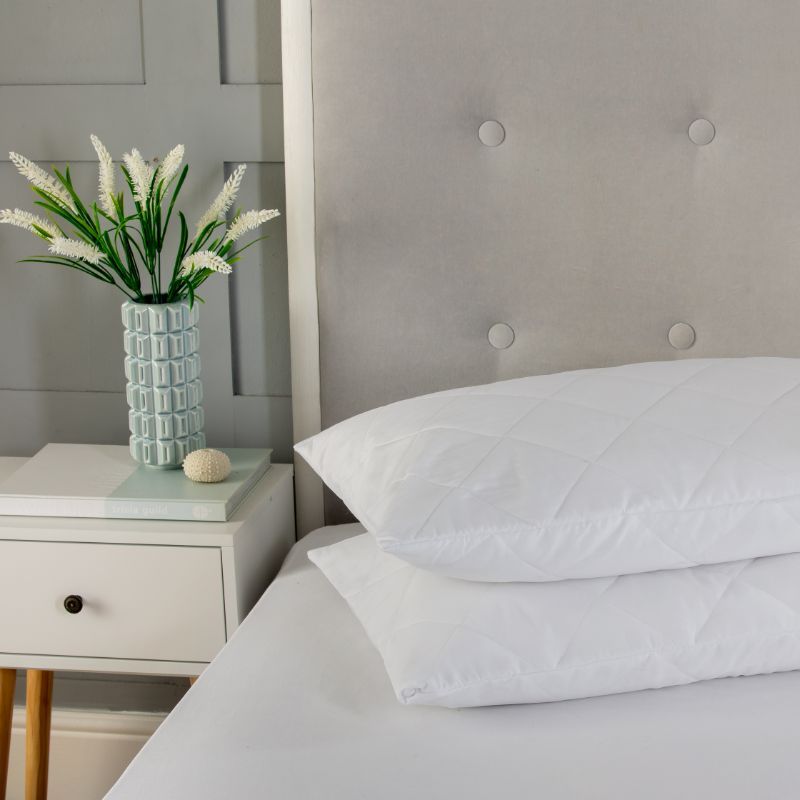Quilted Pillow Soft Touch Microfibre Protector Envelope Closing - British D'sire Main image