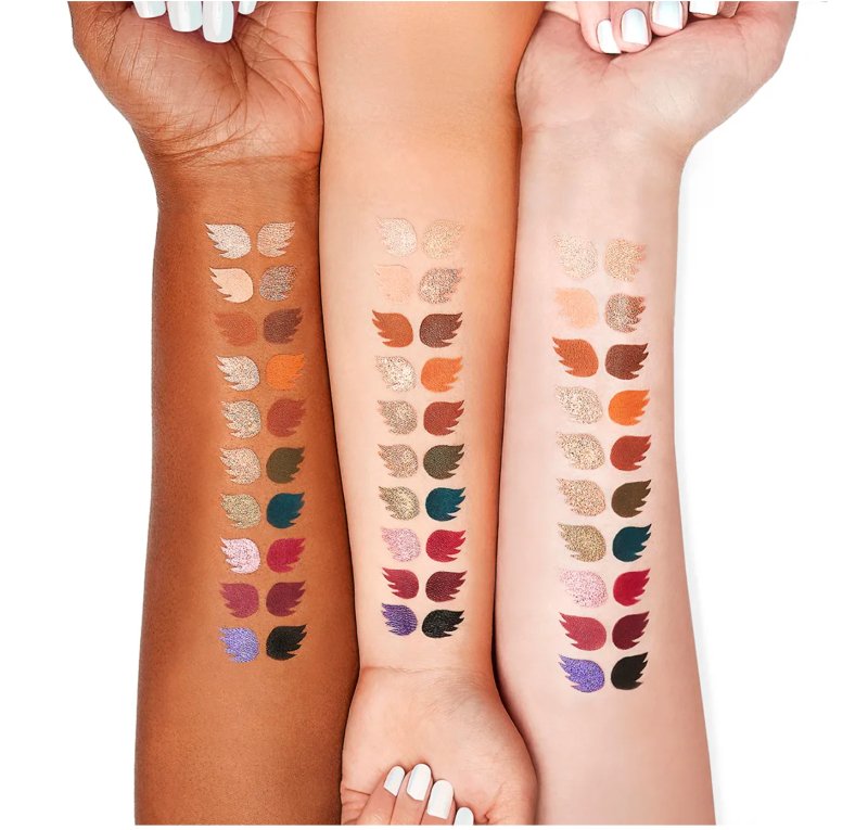 Sigma Beauty Dream Eye and Cheek Palette Collaboration with Beautybird - 18 eyeshadows | 2 highlighters | Dual - ended brush - Eye Shadow Palette - British D'sire