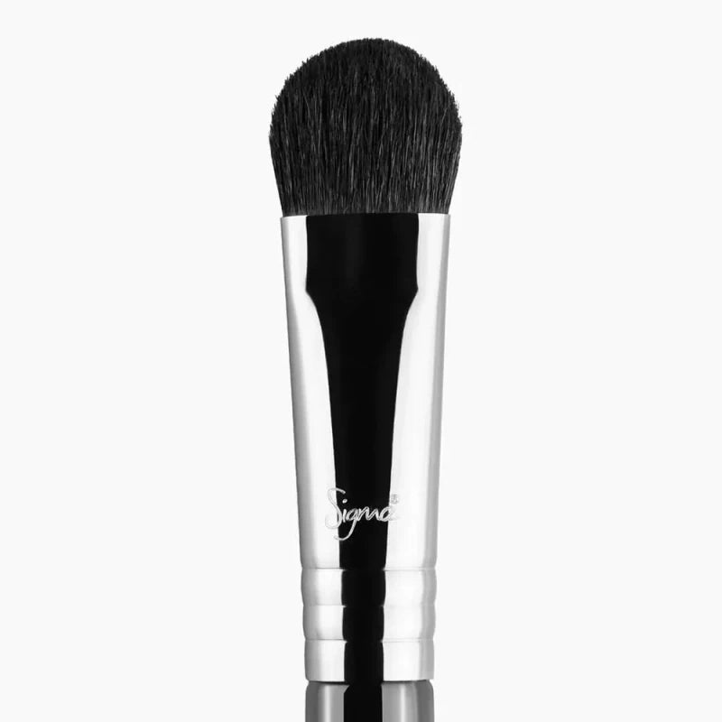 Sigma Beauty E50 Large Fluff Brush - Makeup Brush - British D'sire Main image