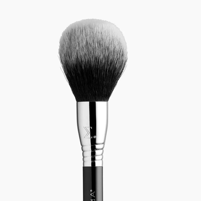 Sigma Beauty F24 All Over Powder - Face Brush - British D'sire