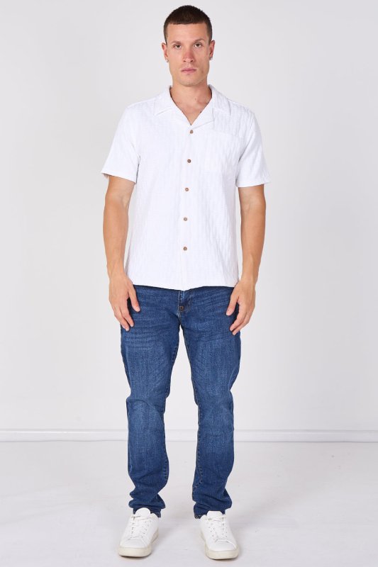 Textured Short Sleeve Revere Collar Shirt - British D'sire