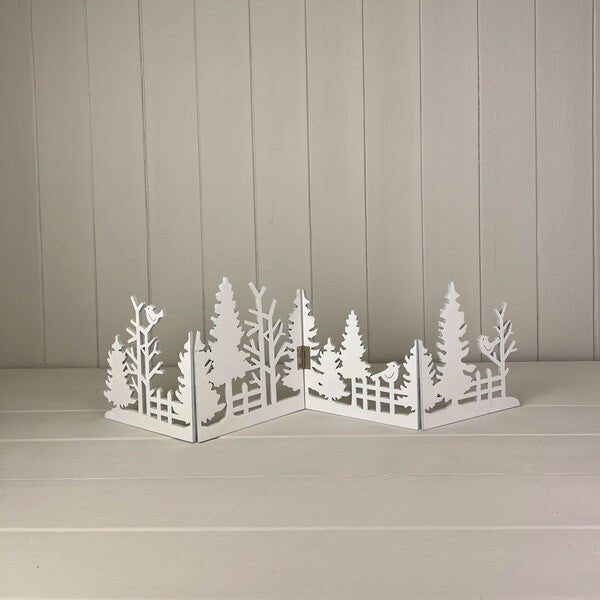 White Wooden Christmas Scene Display (18.5cm) - Christmas Decor - British D'sire