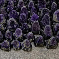 Wholesale raw purple geodes healing stones lucky natural quartz amethyst cluster crystal hole for home decor - Crystal Diamond - British D'sire