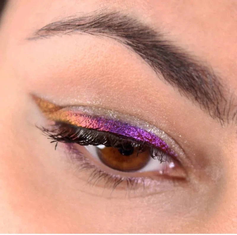 With Love Cosmetics Multi Chrome Pigment - Party Hard - Pigments - British D'sire