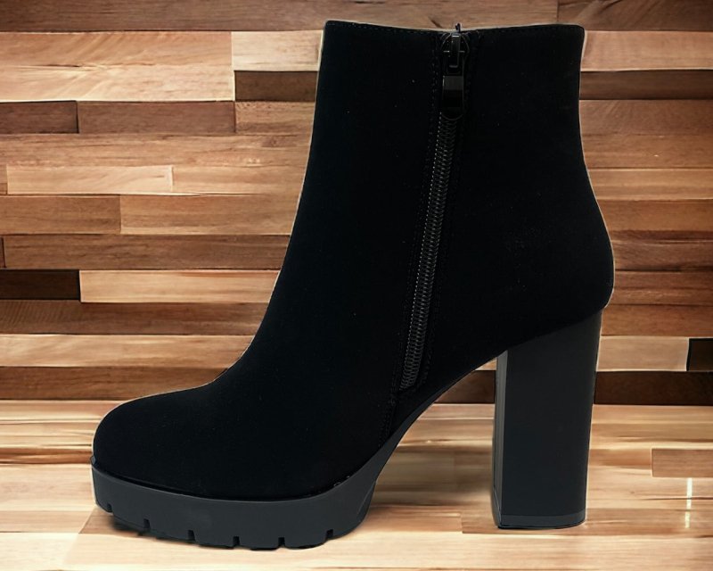 Women's Block High Heels Zip Ankle Boots - Boots - British D'sire