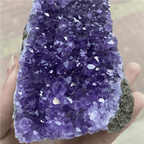 Zen - Raw Natural Amethyst Geode Stand – Crystal Décor for Home & Gifts - Natural Amethyst - British D'sire