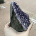 Zen - Raw Natural Amethyst Geode Stand – Crystal Décor for Home & Gifts - Natural Amethyst - British D'sire