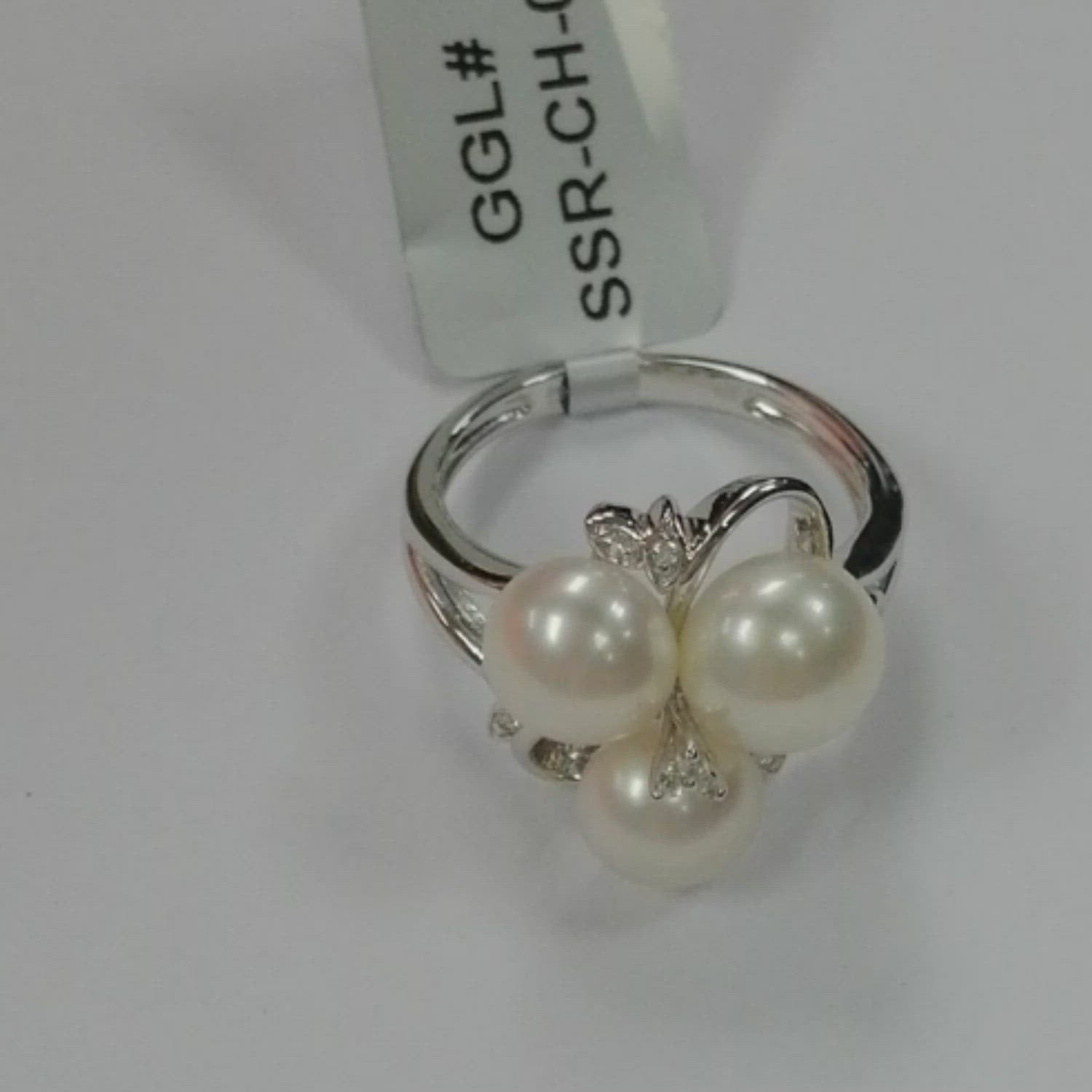 Pearlz Gallery Ladies White Freshwater Pearl & Topaz Ring – Natural Gemstones in 925 Sterling Silver – Elegant, Hypoallergenic Gift Design
