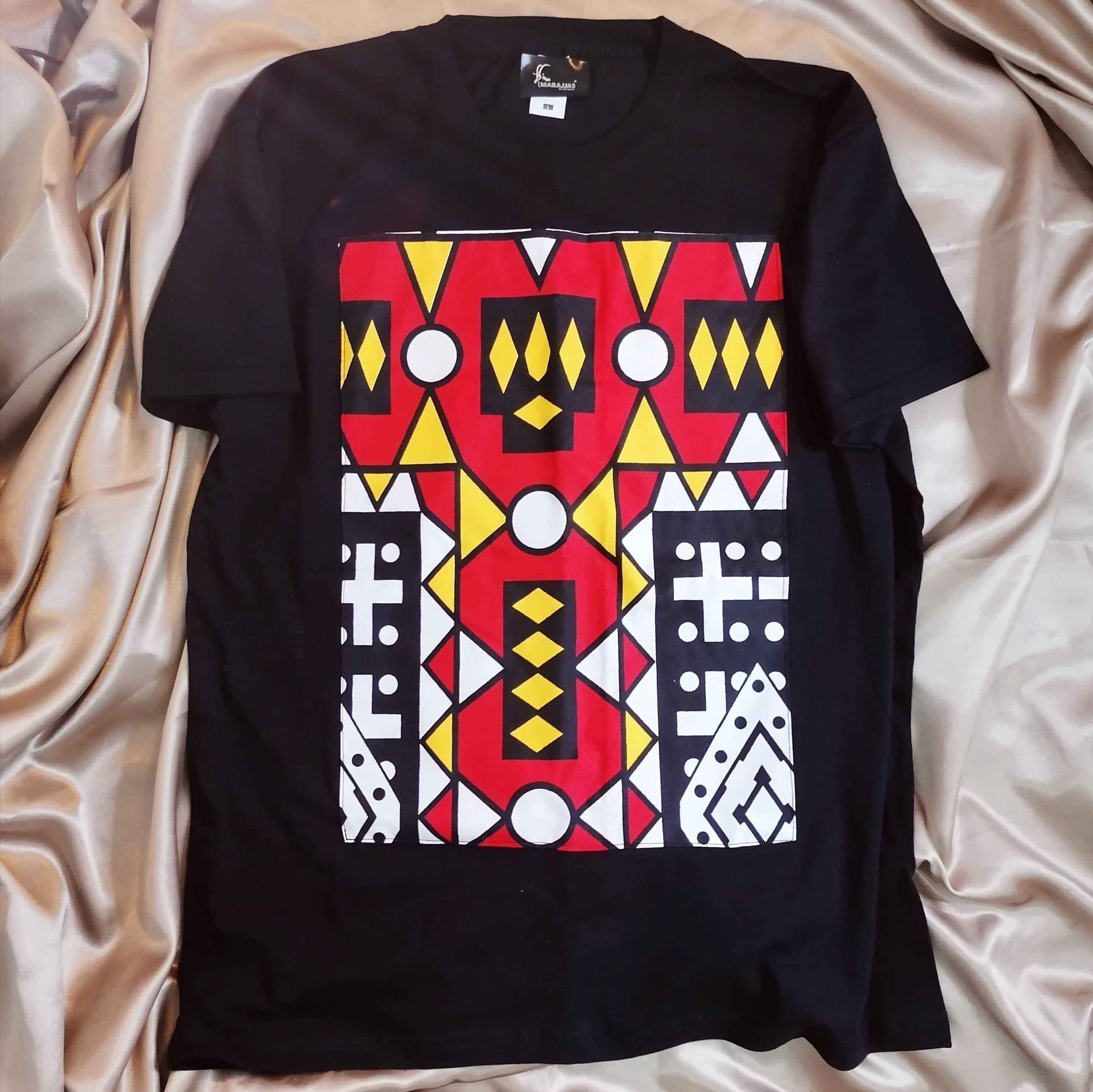 T-shirt in black with red Samakaka - British D'sire