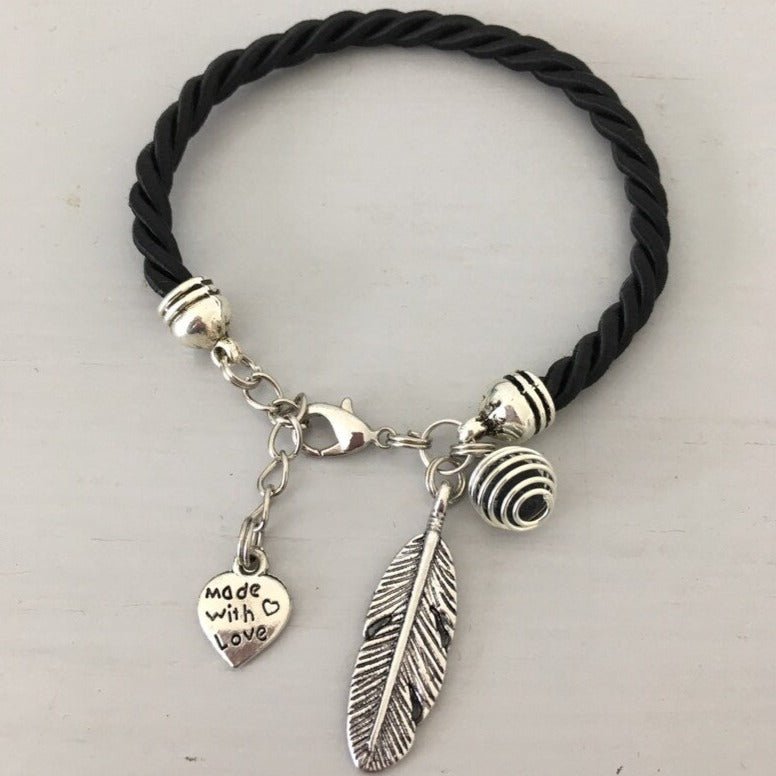 Clover Black Diffuser Bracelet | Diffuser Bracelet | Diffuser Jewelry | Perfume Diffuser jewelry | Pearl Perfume Bracelet | Essential Oils Diffuser - Bracelet - British D'sire