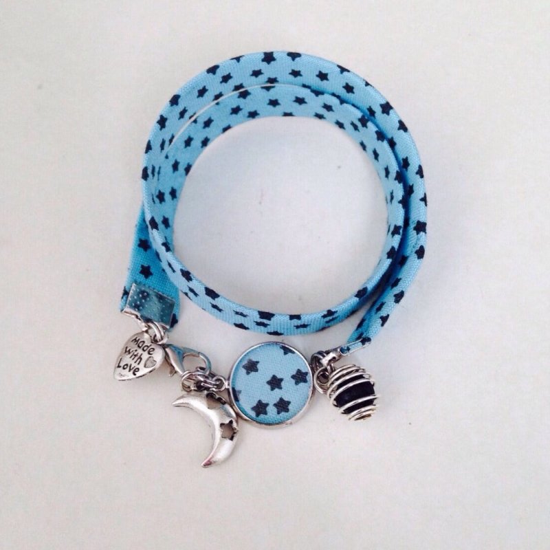 Clover Blue Liberty Bracelet | Liberty Jewelry | Liberty Fabric Bracelet | Gift Idea | Perfume Bracelet - Bracelet - British D'sire