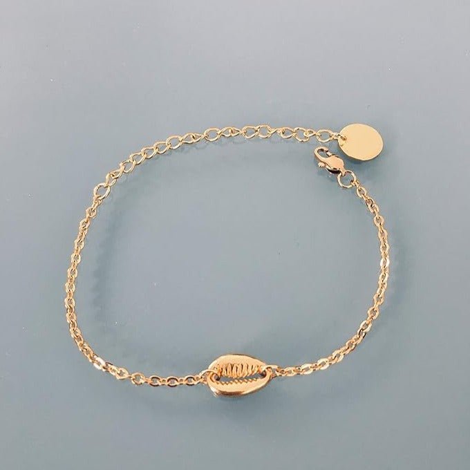 Clover Gold Stainless Steel Bracelets | Women's Bracelet | Golden Bracelet | Gift idea | Lucky Charm | Dollar Bracelet | Gift Jewelry palm tree bracelet, shell bracelet, Heishi bracelet - Bracelet - British D'sire