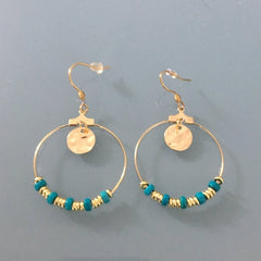 Clover Heishi Hoop Earrings | Golden Hoop Earrings in Stainless Steel and Gold | Turquoise Heishi Pearls | Women's jewelry | Gift Jewelry | Women's gift - Earrings - British D'sire