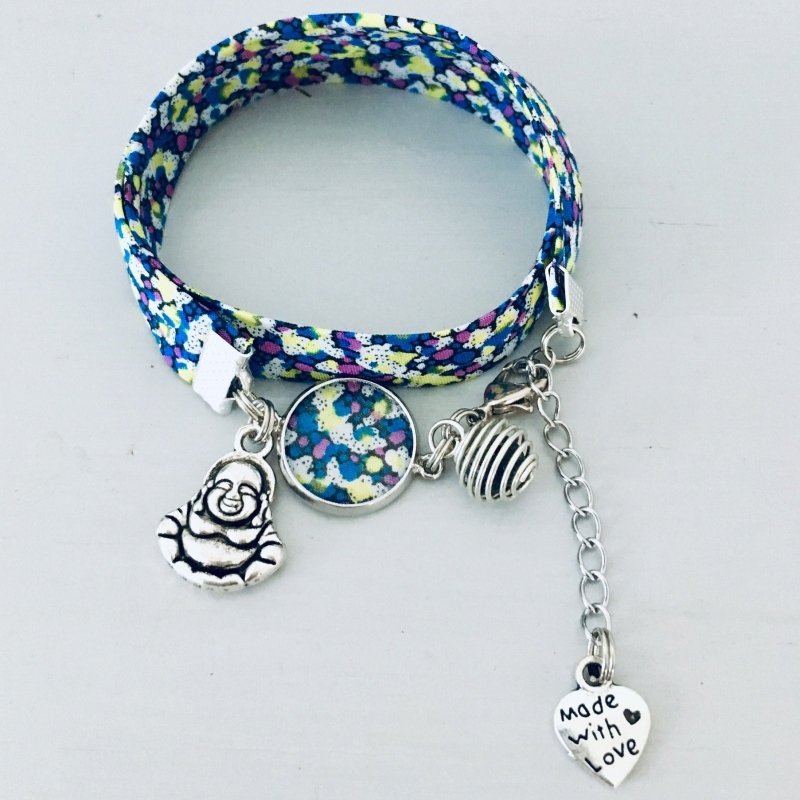 Clover Liberty Bracelet | Bracelet to Perfume in Blue Floral Liberty Fabric | Buddhist Bracelet | Blue Bracelet | Liberty Jewelry | Flower Bracelet Women's Jewelry - Bracelet - British D'sire