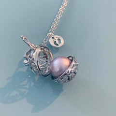 Clover Pregnancy Bola | Pregnancy Bola Necklace with Sonic Bead and Silver Pendant | Gift Jewelry | Gift Idea | Mother to Be Jewel | Mom Gift - Necklaces - British D'sire