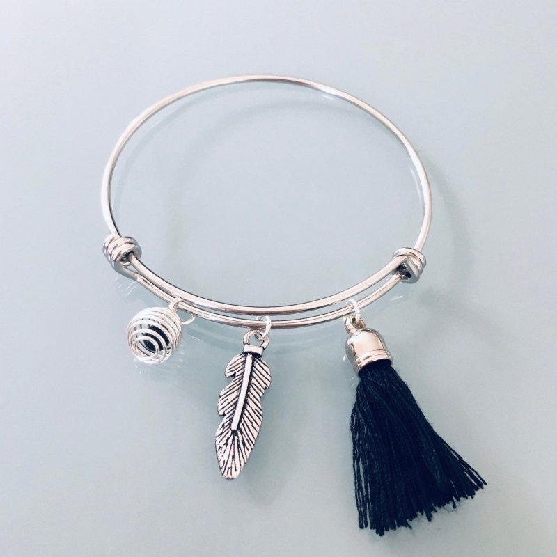 Clover Silver Bangle Bracelet with Feather | Pompom and Scented Pearl | Women's Silver Bracelet | Gift Jewelry | Feather Jewelry - Bracelet - British D'sire