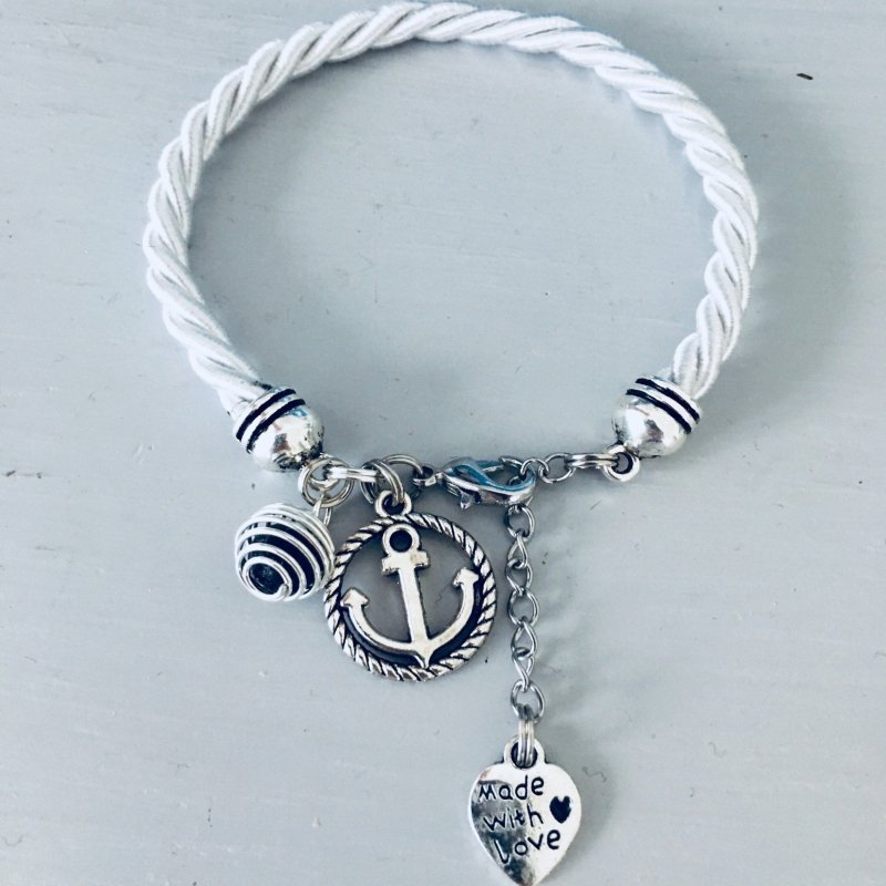 Clover White Bracelet with Anchor Pendant | Jewel Bracelet | Jewellery Anchor Bracelet | Marine Jewellery | Bracelets | Gift idea | Gift jewellery | Bracelet - Bracelet - British D'sire