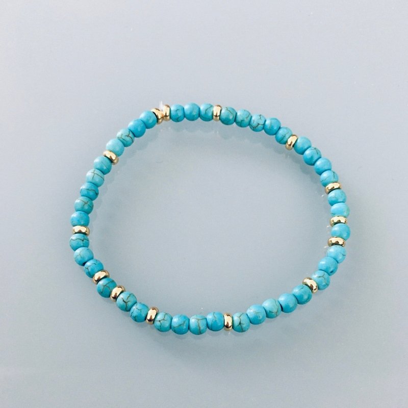 Clover Women's Heishi and Turquoise Pearl Bracelet | Pearl Bracelet | Gift idea | Turquoise Bracelet | Gift Jewelry - Bracelet - British D'sire