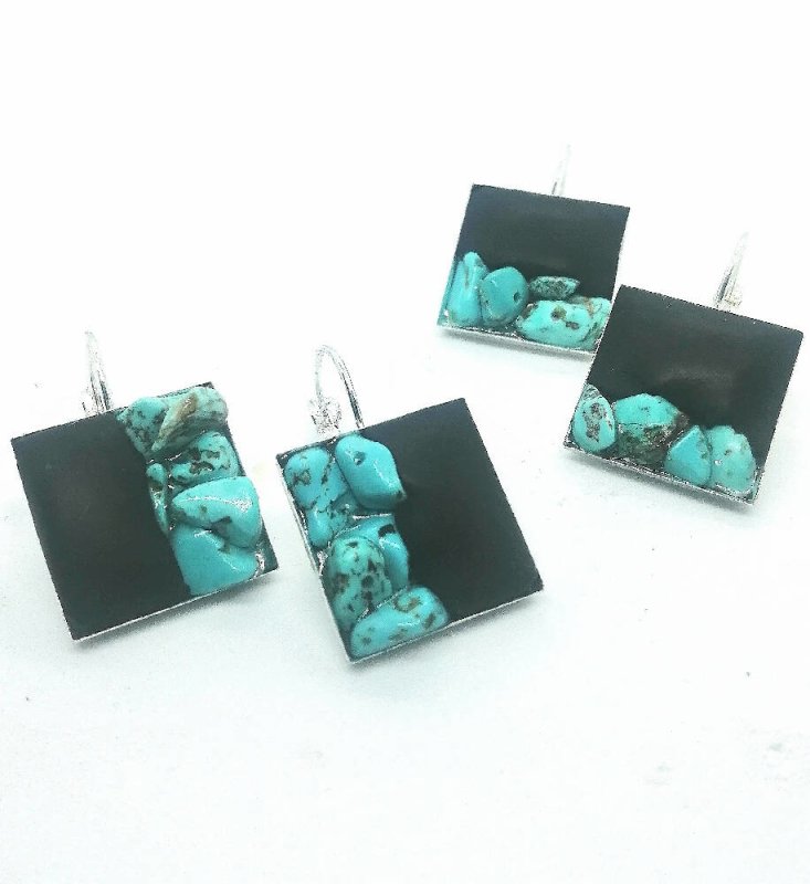 Doodlewrap Designs Black clay and turquoise nugget earrings Secondary image