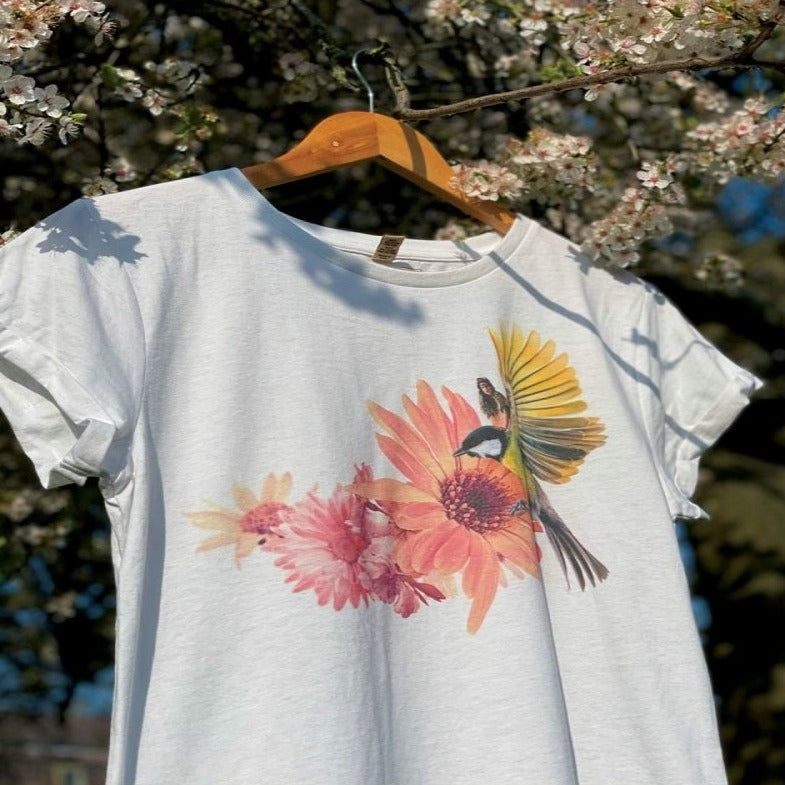 Find Your Quest A Fae in the Garden | Feminine Rolled sleeve - Dove White, S - Women's T-Shirts & Shirts - British D'sire
