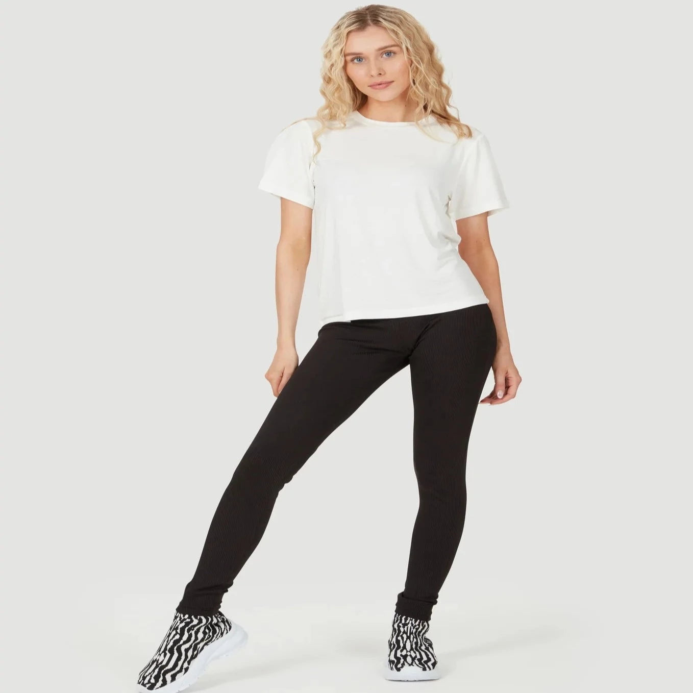 Form & Grace Ribbed Leggings - Gym Leggings - British D'sire Main image