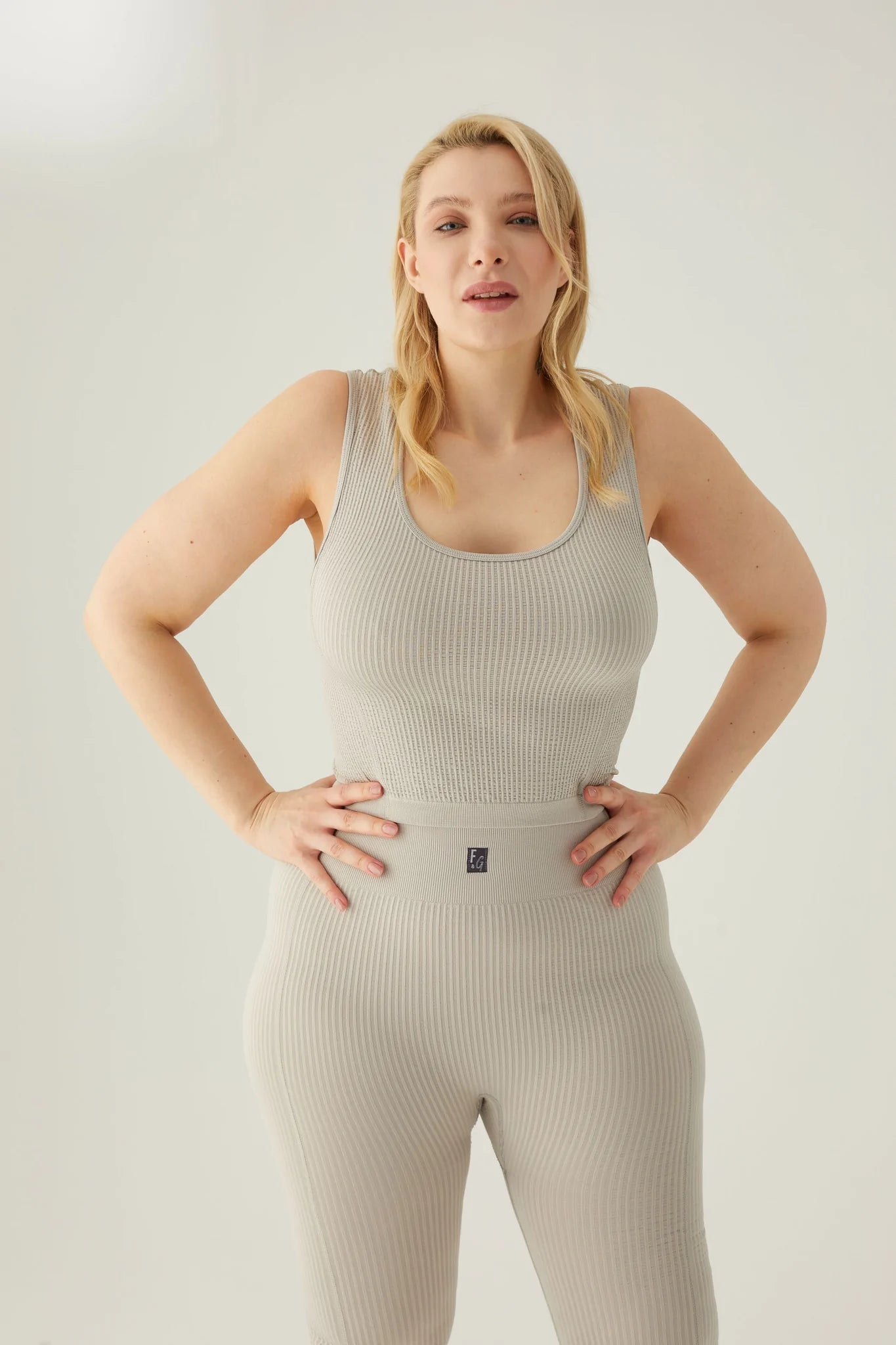 Form & Grace Ribbed Seamless Sports Top With Panel Details Dove Grey - Womens Tees & Blouses - British D'sire