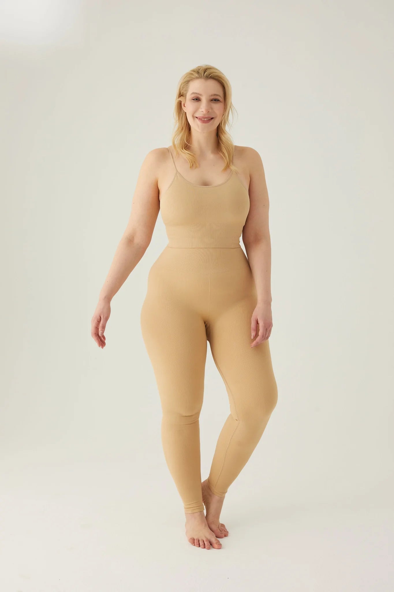 Form & Grace Seamless Leggings With Wide Waistband Latte - Gym Leggings - British D'sire