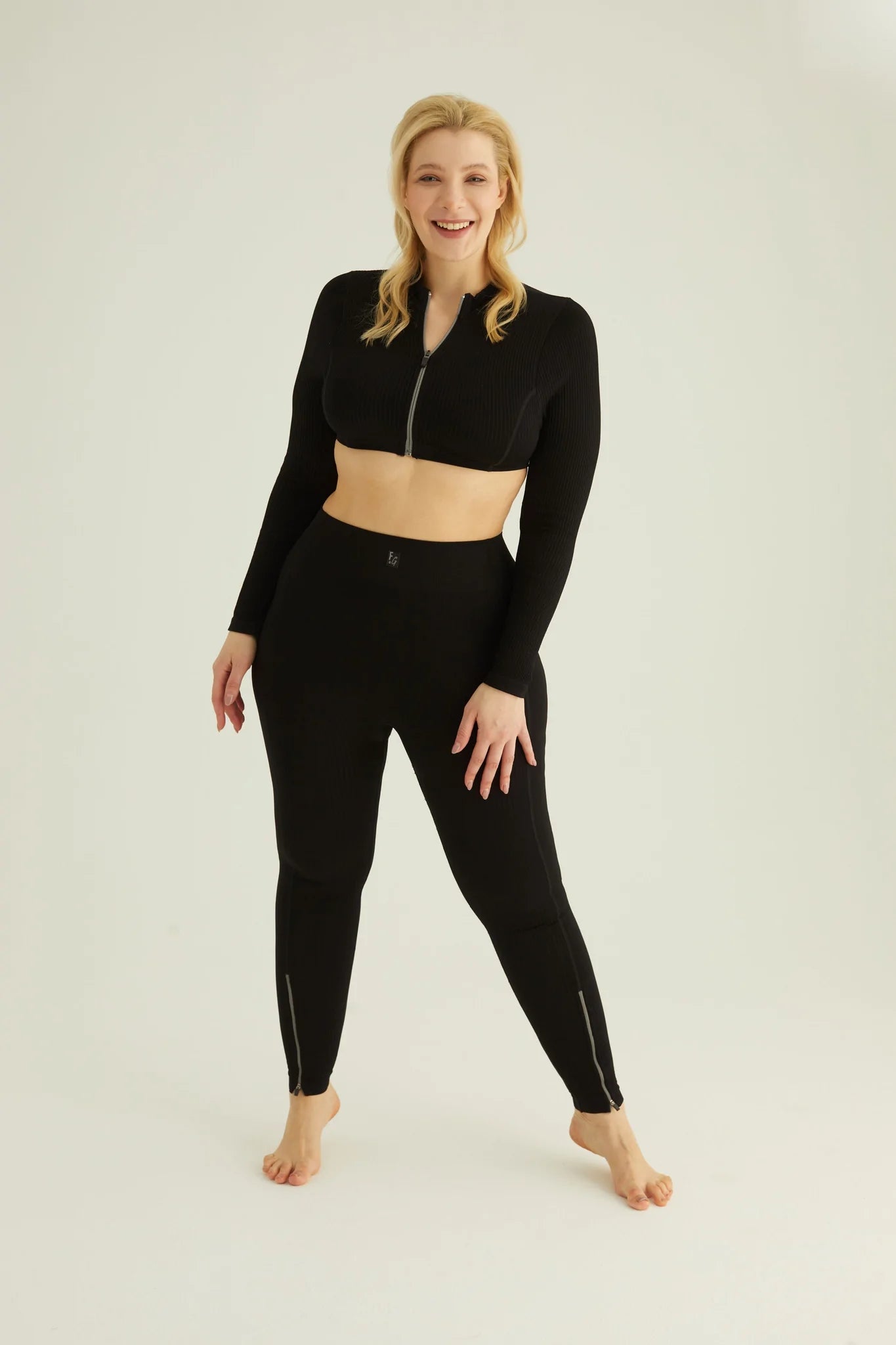 Form & Grace Seamless Ribbed Leggings With Contrast Zip Black - Gym Leggings - British D'sire
