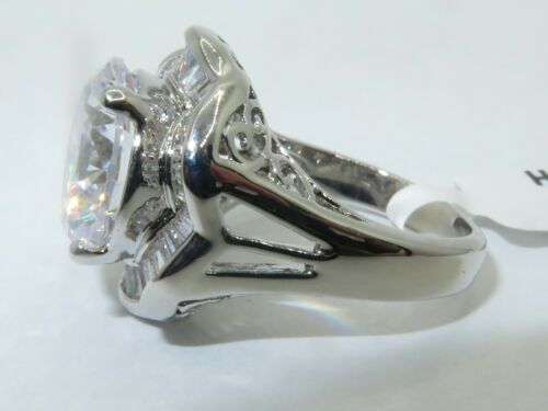 Jewellery Kingdom Cocktail Simulated Diamonds 8 Carat Big Ring (Silver) - Jewelry Rings - British D'sire