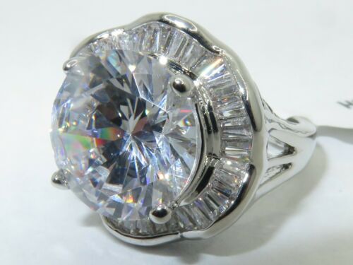 Jewellery Kingdom Cocktail Simulated Diamonds 8 Carat Big Ring (Silver) Secondary image