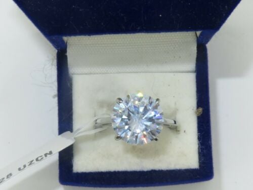 Jewellery Kingdom Cubic Zirconia 5 CT Stainless Steel Super Sparkling Ladies Solitaire Ring (Silver) - Jewelry Rings - British D'sire