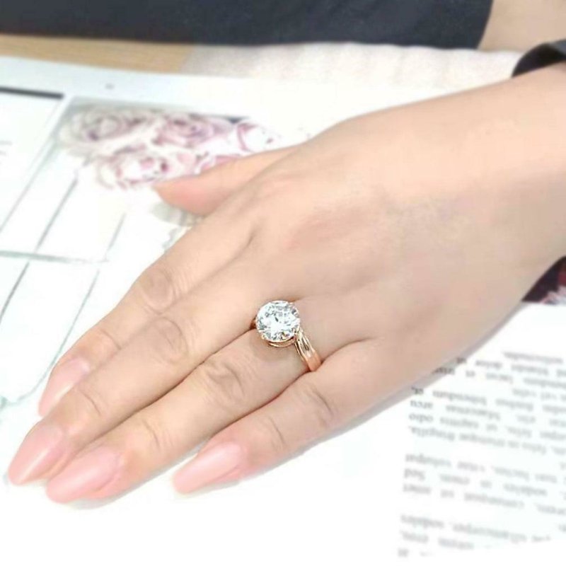 Jewellery Kingdom Cubic Zirconia Solitaire Ladies Engagement Ring (Rose Gold) - Jewelry Rings - British D'sire