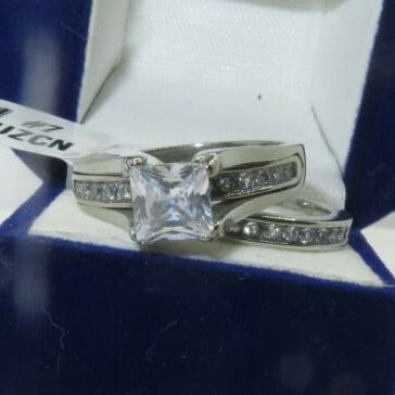 Jewellery Kingdom Cubic Zirconia Stainless Steel Ladies Princess Engagement Wedding Band Ring Set (Silver) - Jewelry Rings - British D'sire