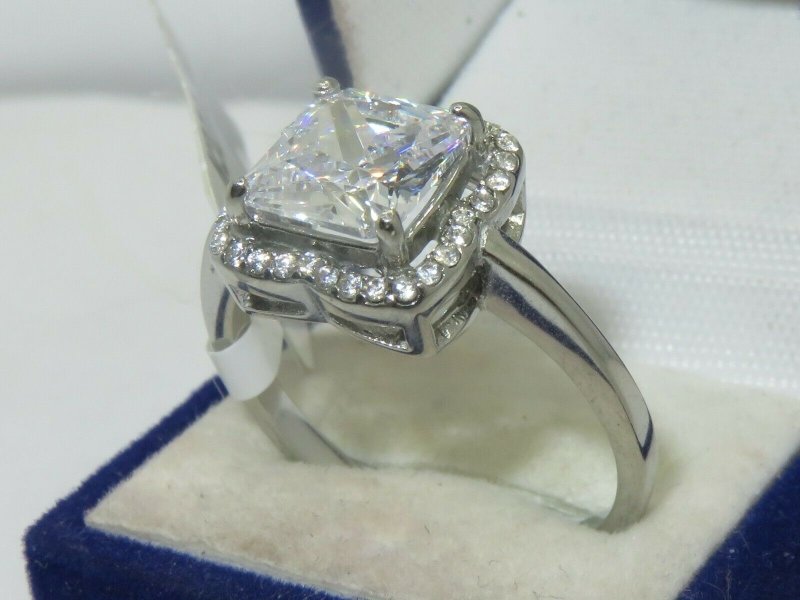 Jewellery Kingdom Cubic Zirconia Stainless Steel Square Stone 5CT Ladies Princess Ring - Jewelry Rings - British D'sire