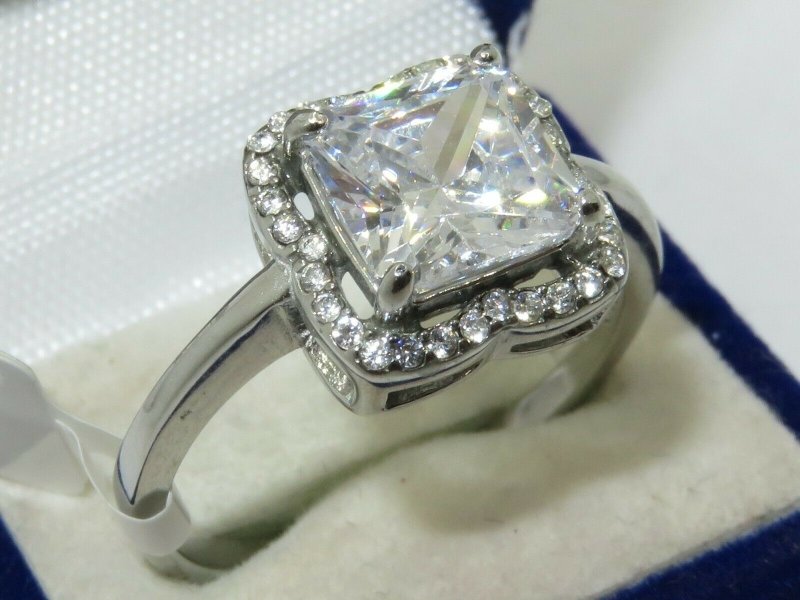 Jewellery Kingdom Cubic Zirconia Stainless Steel Square Stone 5CT Ladies Princess Ring Secondary image