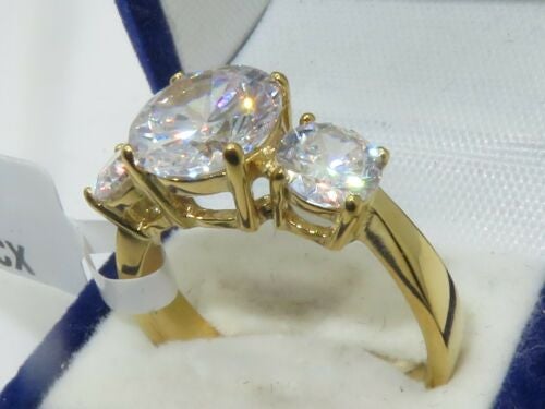 Jewellery Kingdom Cubic Zirconia Three Stone Past Present Future Anniversary 4 Carat Ladies Ring (Gold) - Jewelry Rings - British D'sire