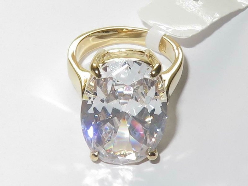 Jewellery Kingdom Cushion Emerald 15 CT Solitaire Clear Ladies Ring (Gold) Secondary image