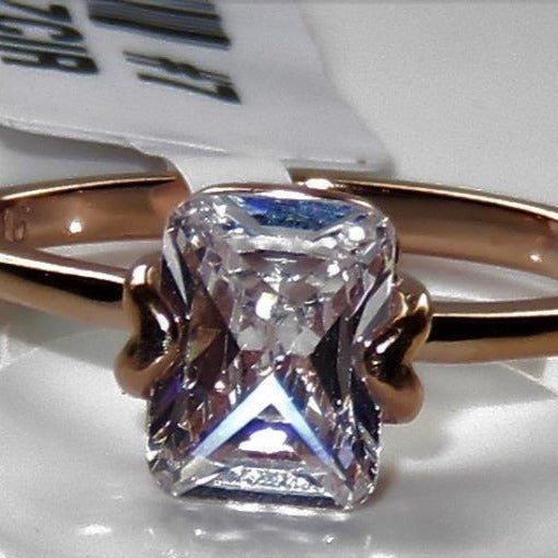 Jewellery Kingdom Emerald Cut 2 Carat Solitaire Cubic Zirconia Steel Elegant Ladies Ring (Gold) - Rings - British D'sire