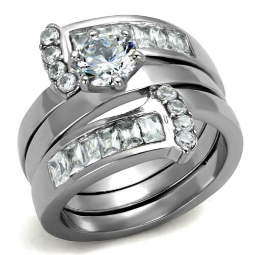 Jewellery Kingdom Emerald Simulated Diamond Guard Stainless Steel Engagement Ring Set (Silver) - Jewelry Rings - British D'sire Main image