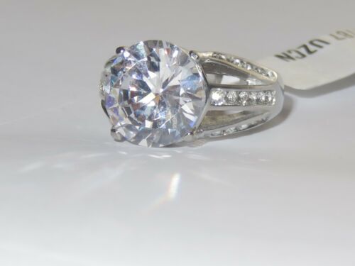 Jewellery Kingdom Ladies Cocktail Cubic Zirconia 8 Carat Stainless Steel Solitaire Accents Ring (Silver) - Jewelry Rings - British D'sire