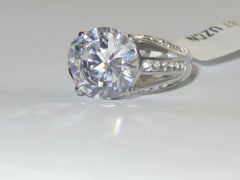Jewellery Kingdom Ladies Cocktail Cubic Zirconia 8 Carat Stainless Steel Solitaire Accents Ring (Silver) - Jewelry Rings - British D'sire